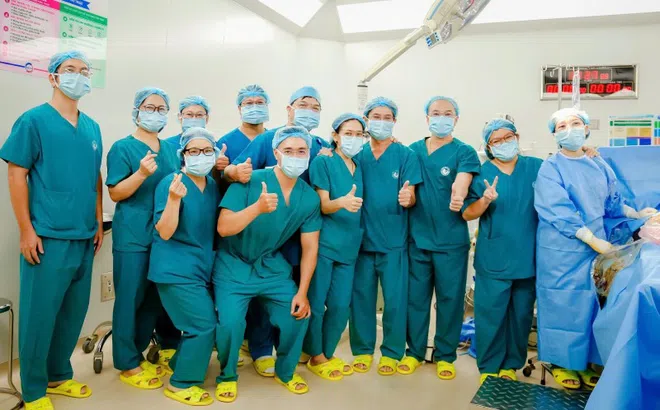 Bộ trưởng Y tế khen Bệnh viện Nhi đồng 1 và Từ Dũ sau ca thông tim khó