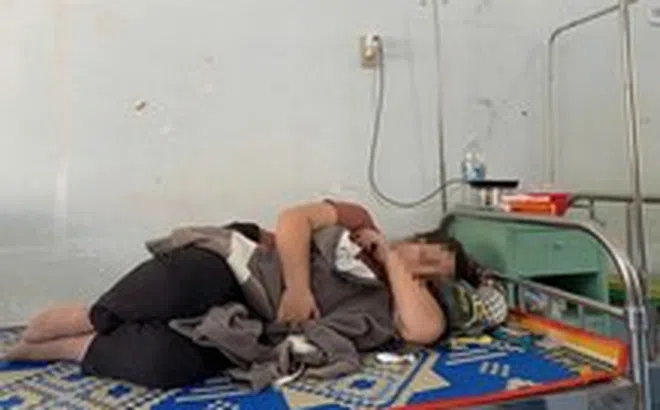 Cục An toàn thực phẩm đề nghị điều tra vụ nghi ngộ độc sau khi ăn buffet ốc ở Phú Yên