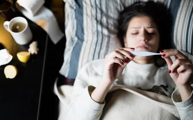 5 triệu chứng phân biệt cúm và cảm lạnh