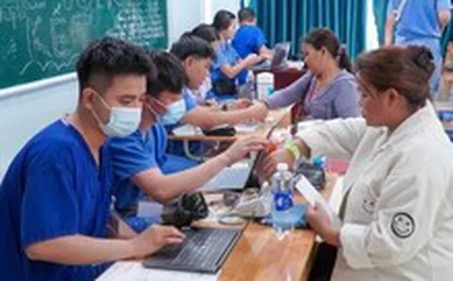 Hơn 1.000 người dân vùng cao Đà Nẵng được khám, chữa bệnh miễn phí