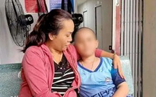 Người phụ nữ hết lòng vì các bé ung thư