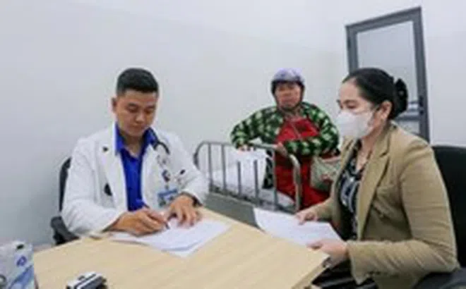 Bác sĩ trẻ mang y tế chuyên sâu đến gần hơn với người dân Côn Đảo