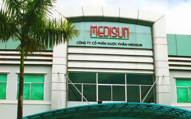 Dừng tiếp nhận hồ sơ đăng ký thuốc một công ty dược