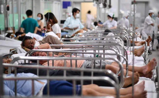 Người dân trả bao nhiêu khi khám, chữa bệnh ở TP.HCM?