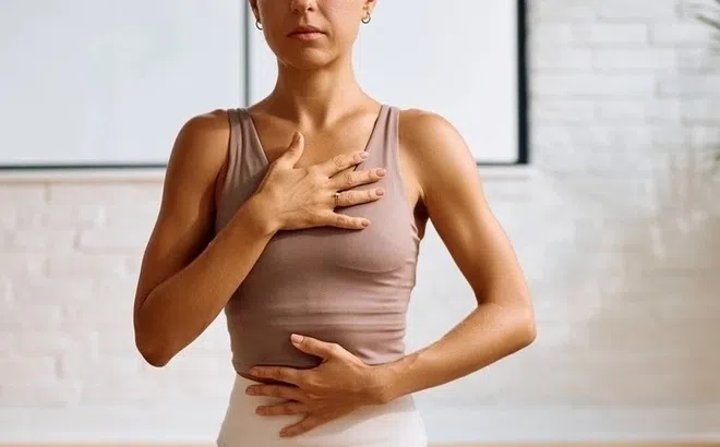 5 bài tập dưỡng sinh tốt cho phổi