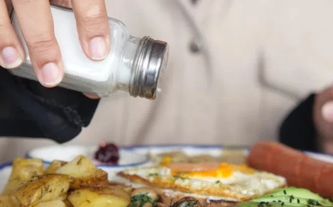 Ba kiểu ăn uống âm thầm 'nuôi dưỡng' ung thư dạ dày