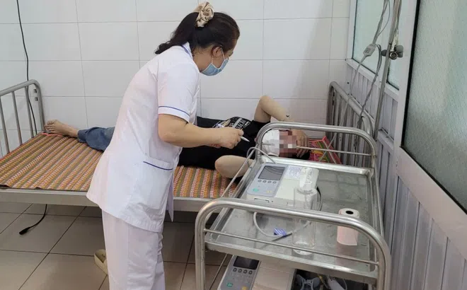 13 công nhân ở Huế nhập viện sau bữa ăn trưa