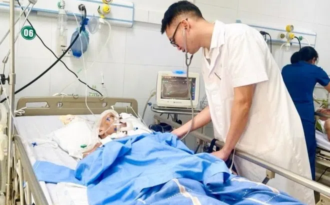 Uốn ván toàn thân sau mổ ổ bụng, người phụ nữ nguy kịch 1 tháng