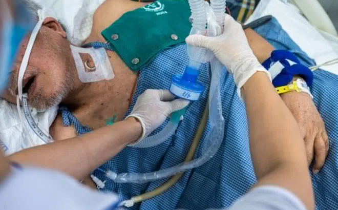 Miễn viện phí toàn dân: Người dân hưởng lợi thế nào, khi nào?