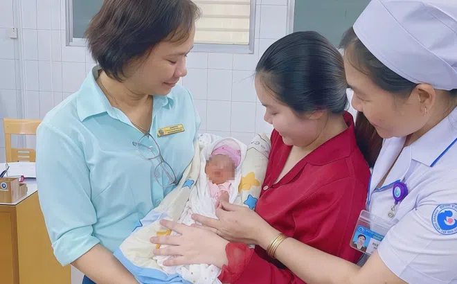 Ca song thai hiếm, bác sĩ Bệnh viện Từ Dũ lần đầu gặp